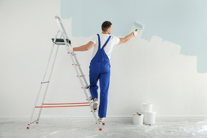 How Weather Impacts Scheduling of Residential Painting Services